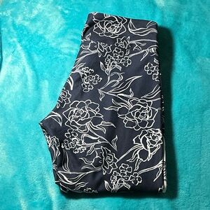 Balance Collection Navy and White Patterned Leggings